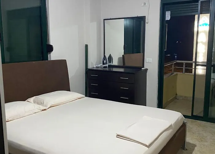 Eden Apartamento Golem (Tirana)